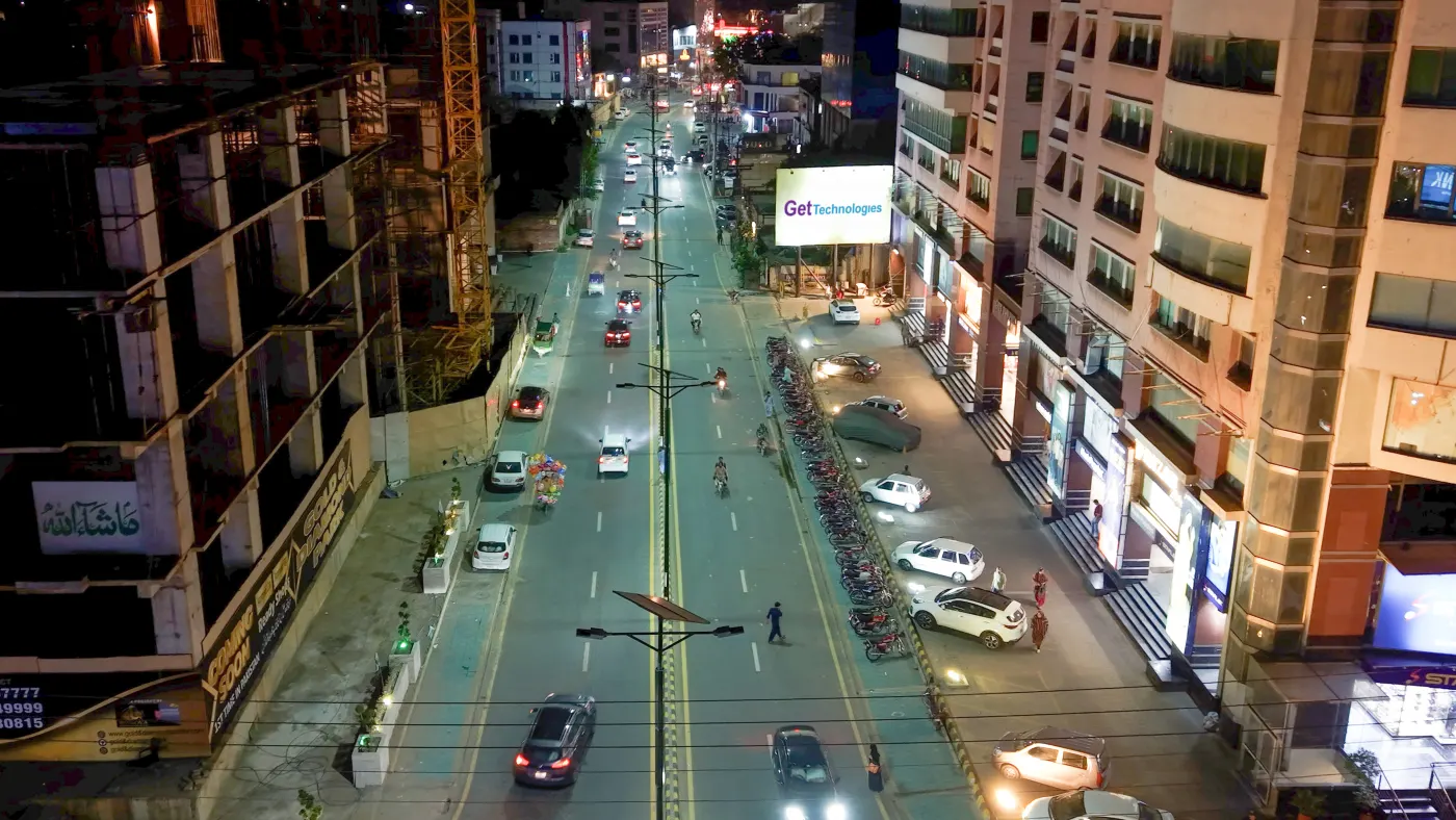 Mini Market Main Boulevard Illumination